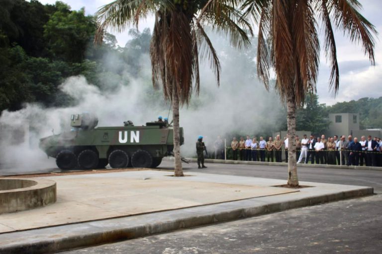 Fuzileiros Navais realizam demonstração operativa aos alunos da Escola Superior de Defesa
