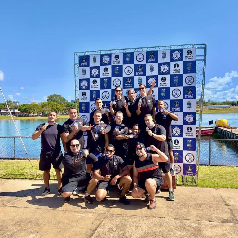 Equipe de remo da Escola Superior de Defesa brilha em Circuito Poder Marítimo