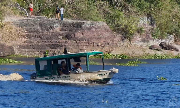Marinha do Brasil e Armada Boliviana Colaboram em Missão de Atualização Cartográfica