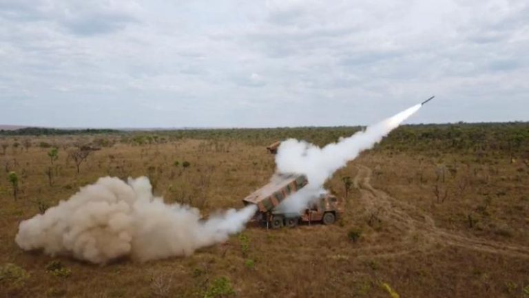 Programa Estratégico ASTROS: Capacitação Intensiva em Artilharia de Mísseis e Foguetes para Militares