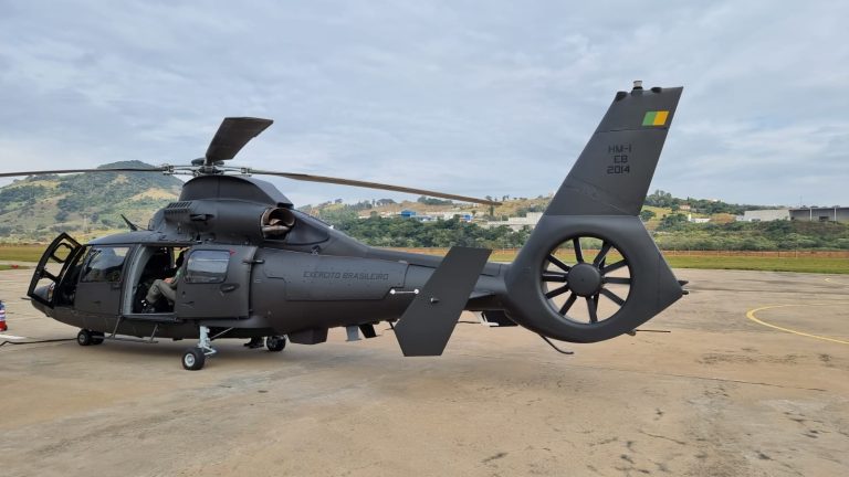 Exército Brasileiro recebe primeira aeronave modernizada “Pantera K2” em 2023