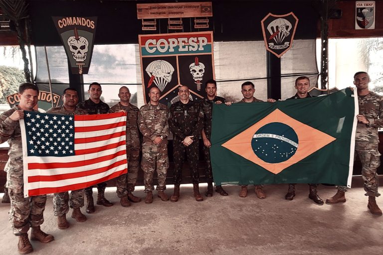 Intercâmbio entre Forças Militares: Exército Brasileiro e Norte-Americano Trocam Experiências em Operações Especiais