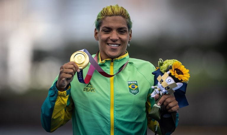 Comemorando o Dia Olímpico: A influência do Programa Atletas de Alto Rendimento (PAAR) na trajetória de sucesso dos atletas militares brasileiros