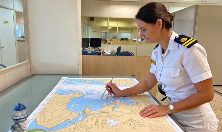 Navegação Segura: O papel crucial da Cartografia Náutica