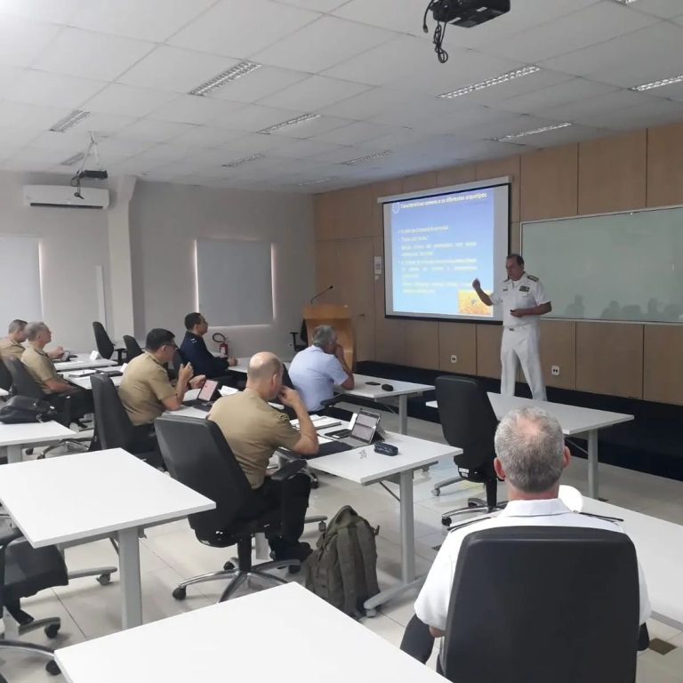 Escola Superior de Guerra promove 7ª Edição do Curso para Oficiais-Generais