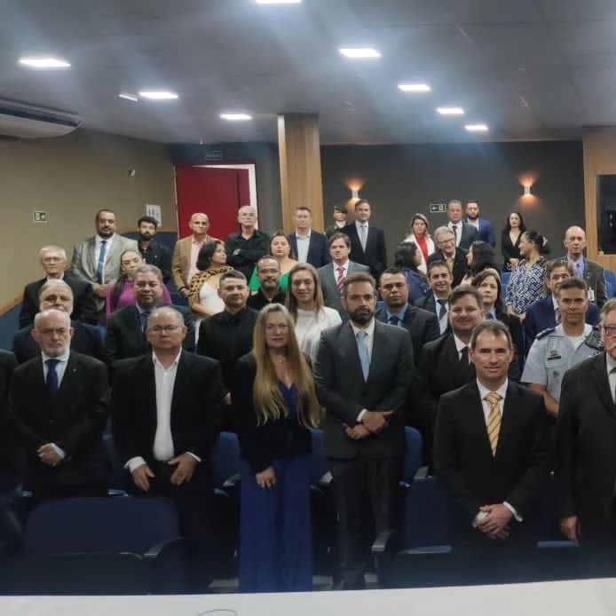 ADESG Linhares inaugura XII CEPE com aula do Vice-Almirante Lourenço