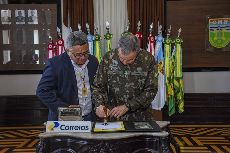 Comando Militar do Norte lança selo comemorativo alusivo aos dez anos de criação