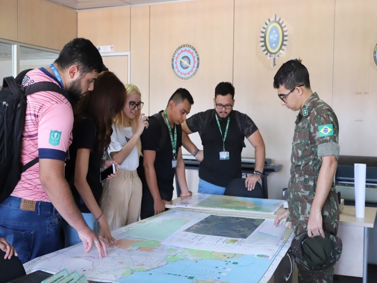 Cartografia e Geotecnologias em Destaque na Universidade Estadual do Amazonas