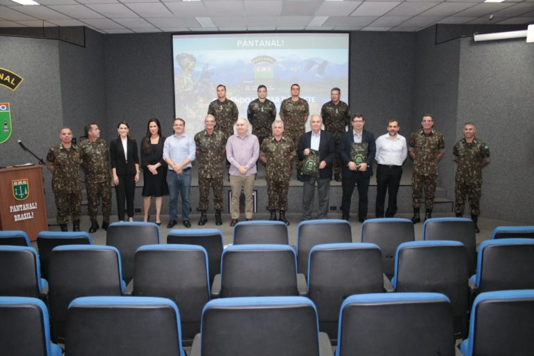 Comando Militar do Oeste Lança Programa ‘Conheça o Seu Exército’ para Fortalecer as Fronteiras
