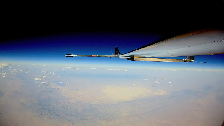 PHASA-35: O Pseudosatélite Solar Britânico que Conquistou a Estratosfera