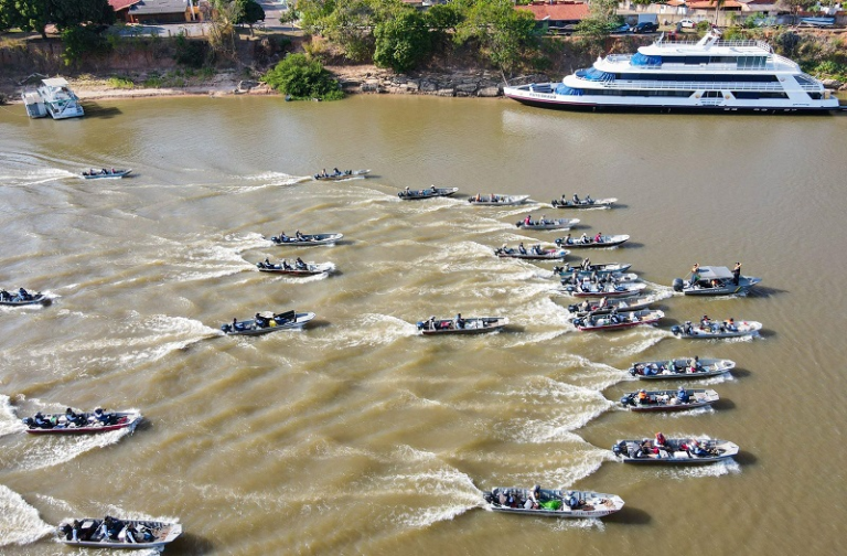 Segurança Aquaviária e Preservação da Vida: O apoio da Marinha no 40º Festival Internacional de Pesca Esportiva