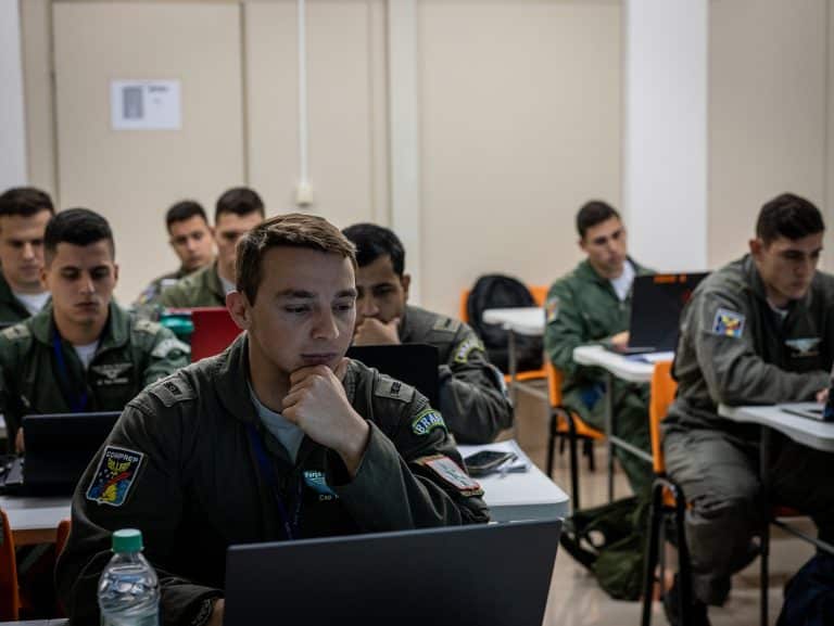 Brasil e EUA Juntos: A Força da Inteligência Aérea em Foco