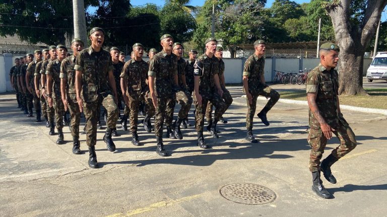 Novos Cabos são Formados em Cerimônia no BMSA