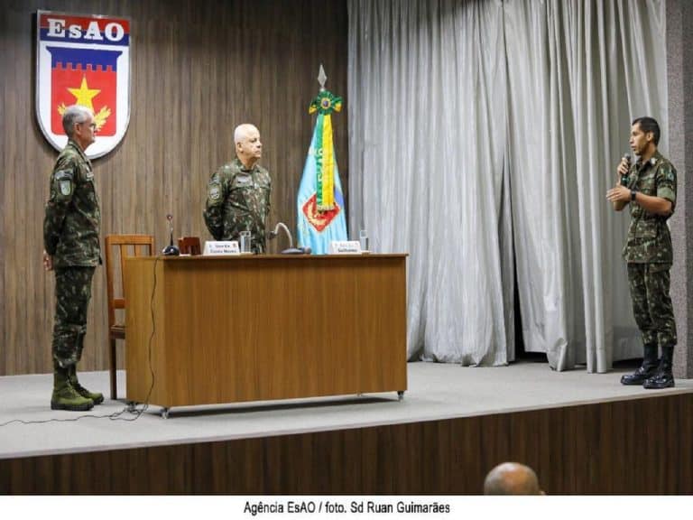 Comandantes Militares Revelam Desafios e Atividades na Amazônia e Norte do Brasil