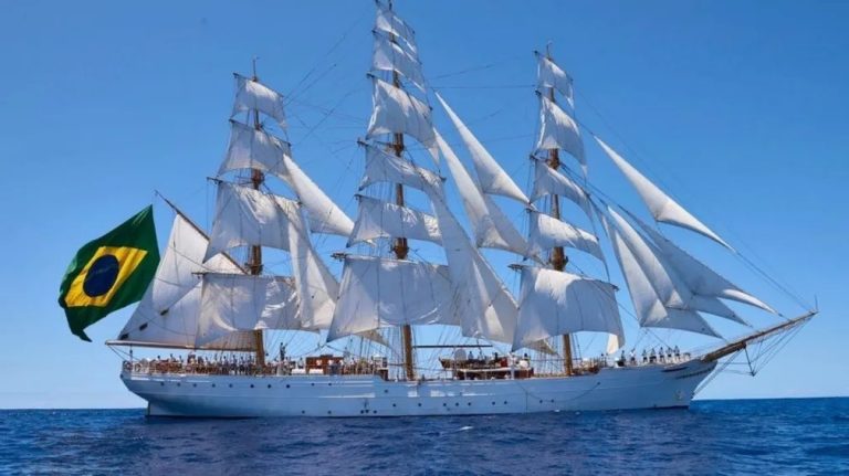 Navio-Veleiro ‘Cisne Branco’: Uma Jornada Marítima Aberta ao Público em Belém
