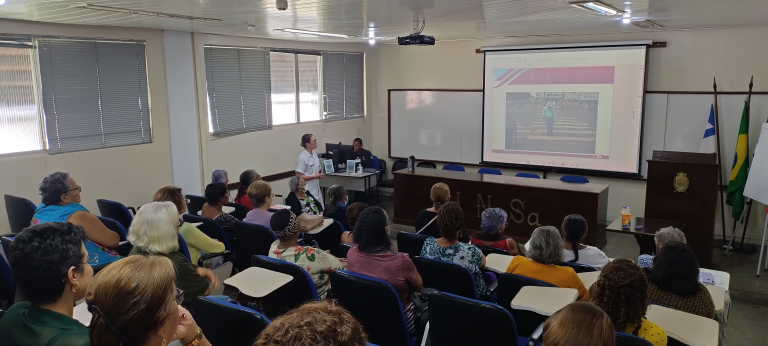 Prevenção de Quedas em Idosos é Destaque em Palestra no Hospital Naval de Salvador