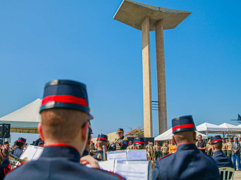 Monumento aos Pracinhas: Uma Celebração de História e Heroísmo no Rio