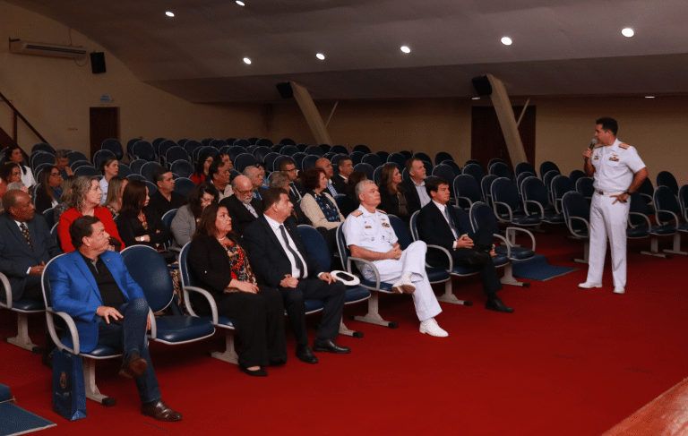 Comando da Força Aeronaval celebra 5 anos da SOAMAR-Lagos