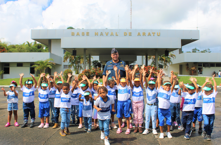 Um Dia Especial na Base Naval de Aratu