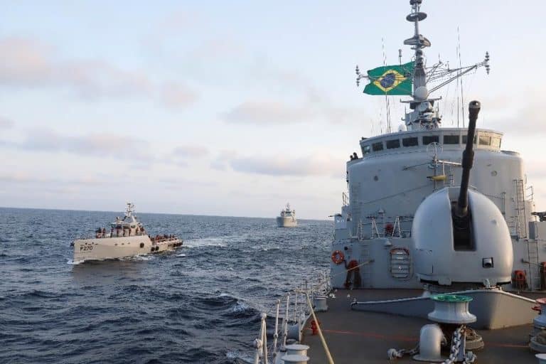 Marinha Brasileira em Missão Histórica na África!