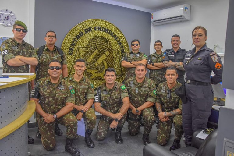 O Berço da Especialização: Conexão entre ESIE e a Polícia Militar do RJ