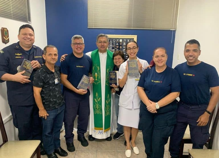 Celebração Especial Ilumina o Hospital Naval de Natal