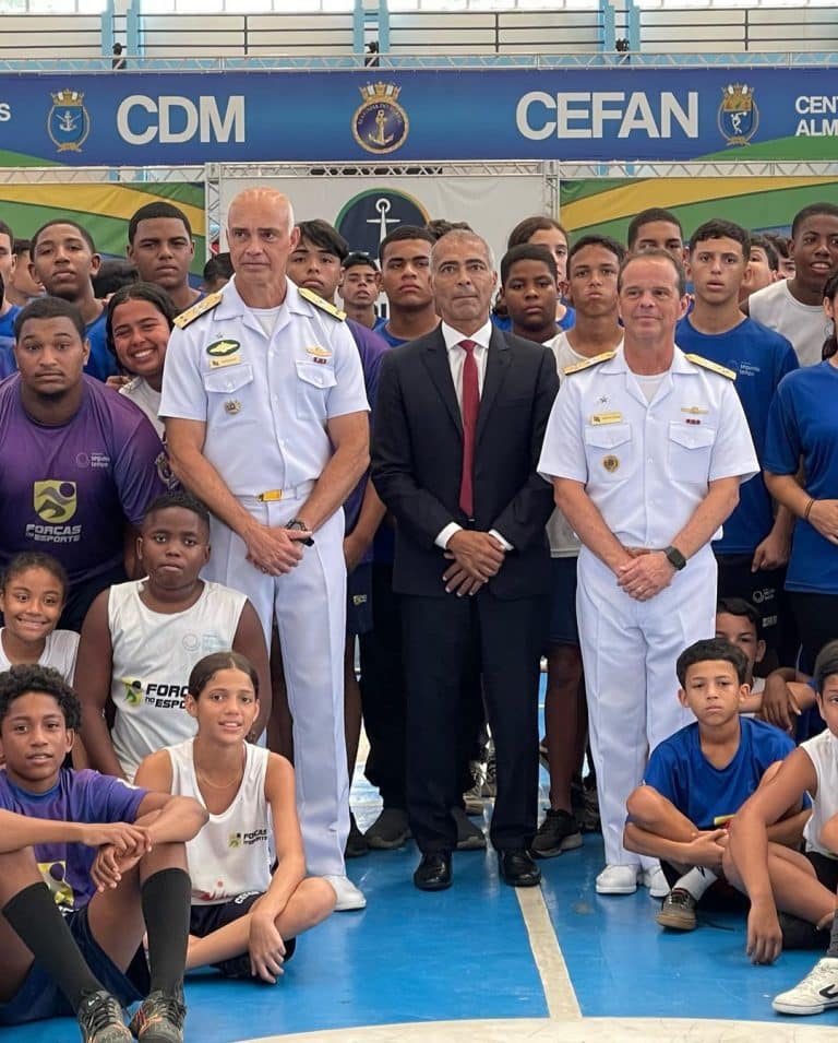 Projetos Sociais da Marinha Transformam Vidas de Jovens no Rio