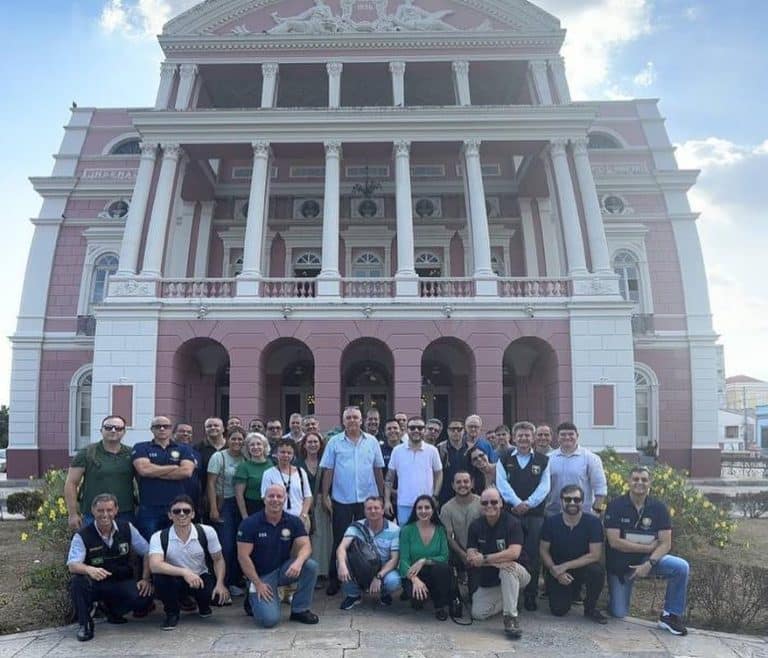 Alunos da ESD Mergulham na Cultura e Defesa da Amazônia