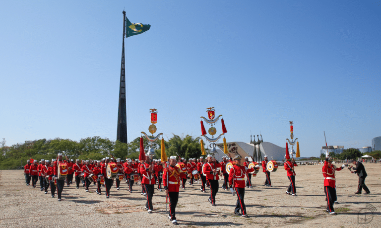 Marinha: Um Espetáculo de Patriotismo em Brasília