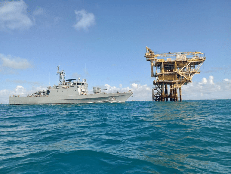 Segurança em Alto Mar: A Missão do Navio-Patrulha Guaratuba