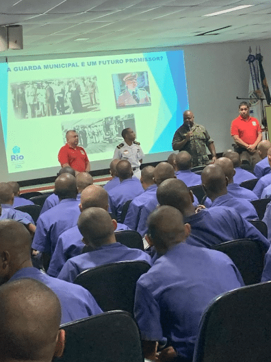 Guarda Municipal do Rio Realiza Palestra no CIAA