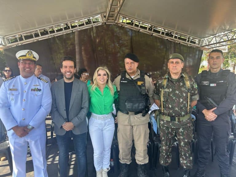 Marinha do Brasil marca presença nos 122 anos de Ituiutaba-MG