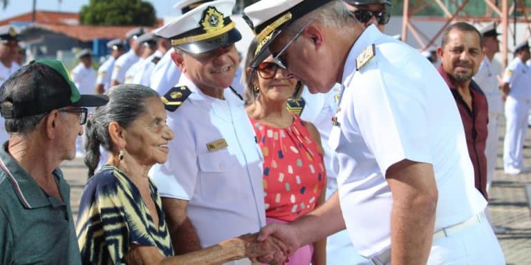 Honrando os Heróis do Mar: Com3ºDN Celebra Veteranos e Novas Lideranças