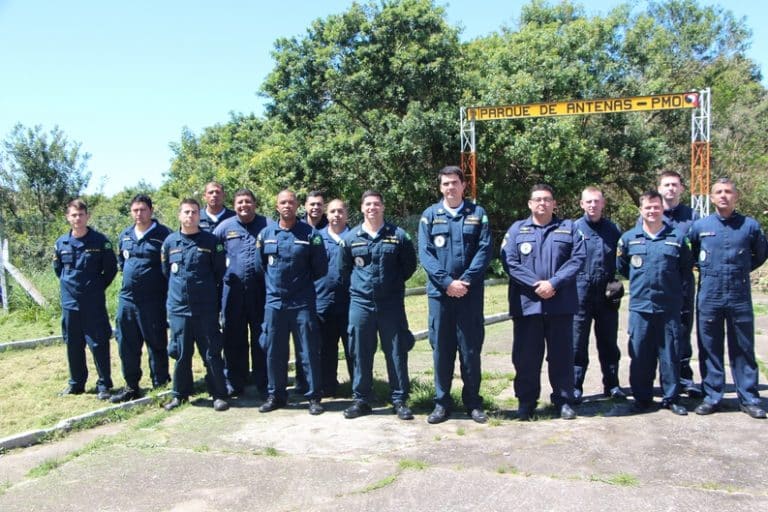 Marinha do Brasil Capacita Militares em Radiogoniometria no Rio Grande