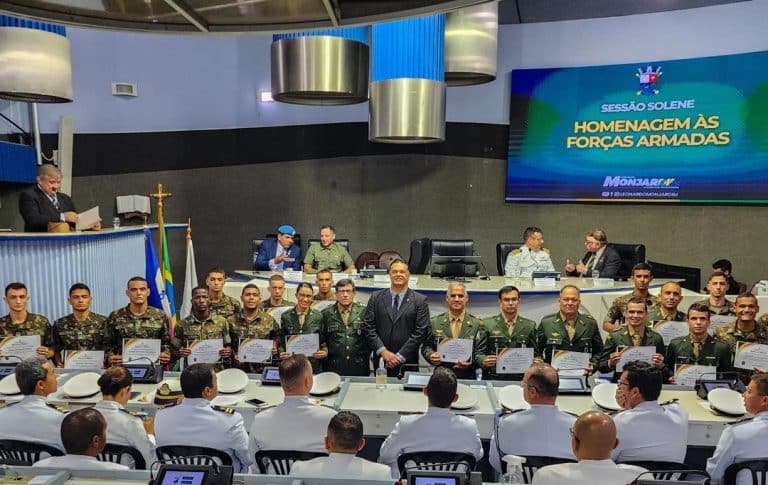 Homenagem Especial: Forças Armadas são Destaque na Câmara Municipal de Vitória