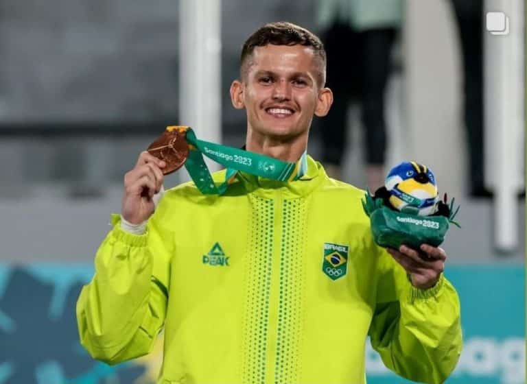 Atleta de Taekwondo da Marinha conquista medalha de bronze no Pan-Americano de Santiago