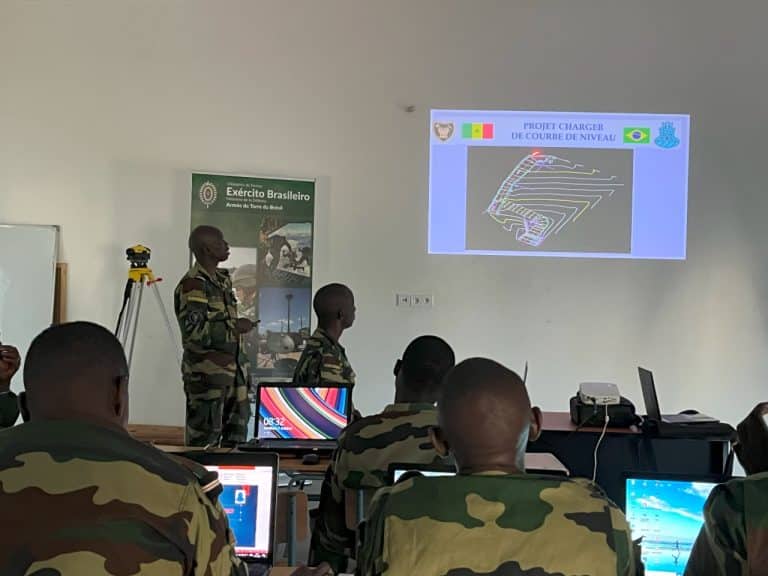 Brasil e Senegal: Parceria em Engenharia Militar Eleva Capacidades Técnicas