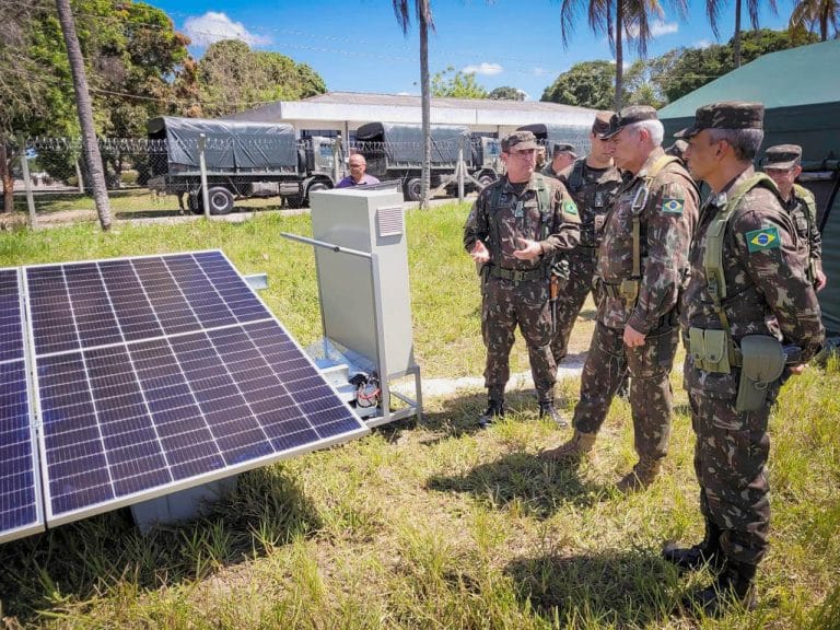 Exército Brasileiro Inova com Energia Solar em Operações de Campo