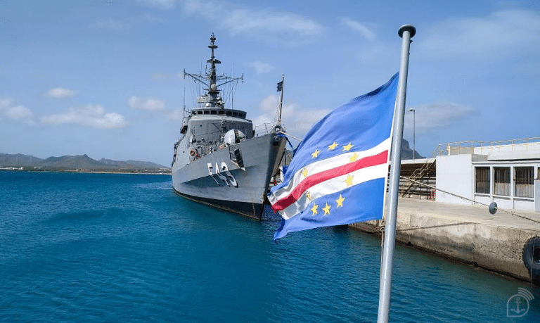 Fragata ‘Liberal’ Reforça Laços entre Brasil e Cabo Verde