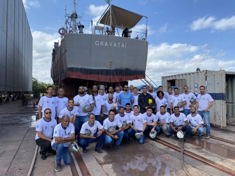 Futuros Profissionais Marítimos: Uma Visita ao Navio-Patrulha ‘Gravataí’