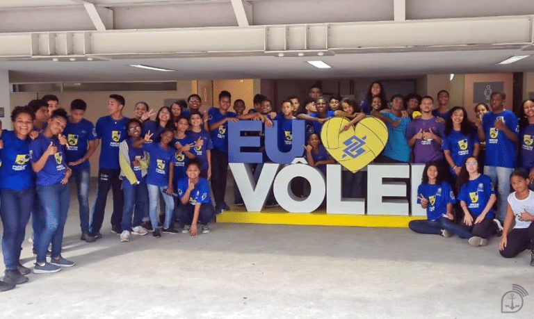 Jovens do Programa Forças no Esporte Vivenciam o Espírito Olímpico no Rio
