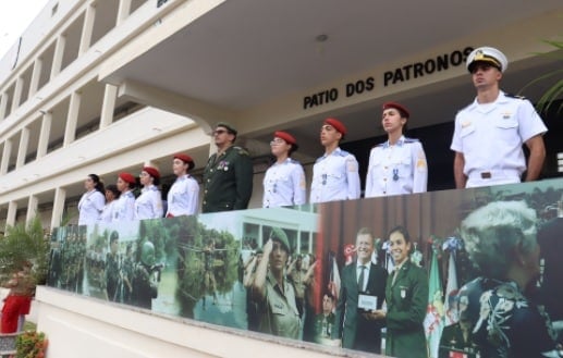 Jovens Talentos na Marinha: Premiação da Operação ‘Cisne Branco’