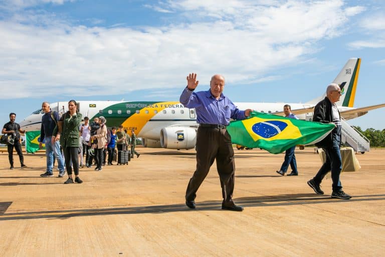 Força Aérea Brasileira repatria brasileiros na Cisjordânia