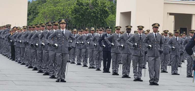412 Novos Cadetes do Exército Brasileiro se Formam na Academia Militar das Agulhas Negras