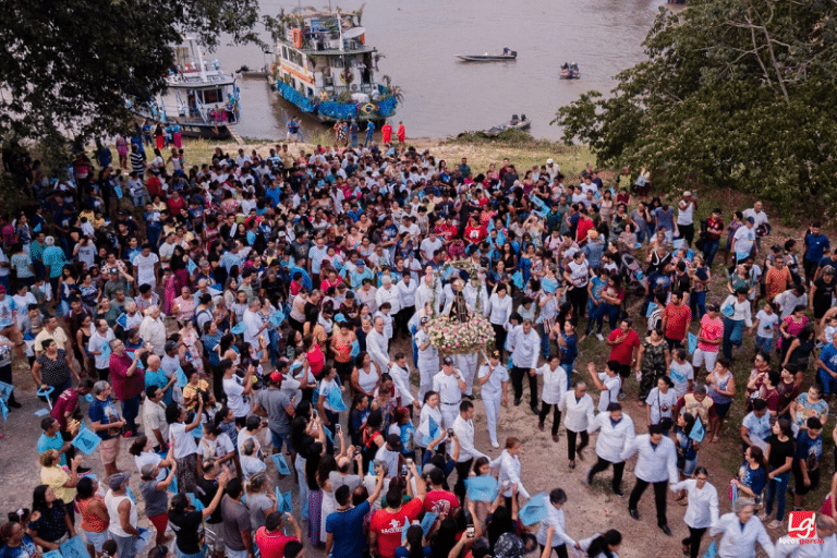 Agência Fluvial de Cáceres Celebra Fé e Devoção na Procissão Fluvial em Honra a Nossa Senhora Aparecida
