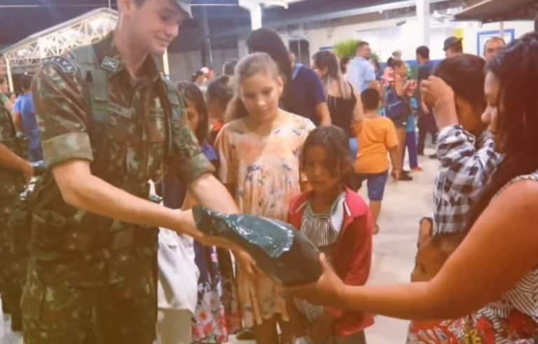 Forças Militares Celebram Parceria com Comunidade de Nova Mamoré