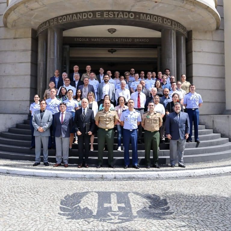 VIII Seminário de Pós-Graduação do Ministério da Defesa e das Forças Armadas: Uma Janela para o Conhecimento e Inovação Científica