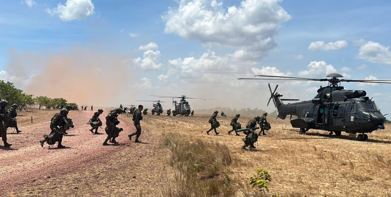 Operação CORE 23: Brasil e EUA Fortalecem Laços e Táticas em Exercício Militar na Amazônia
