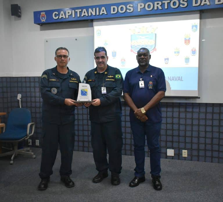 Capitania dos Portos da Bahia Recebe o Prêmio da Excelência