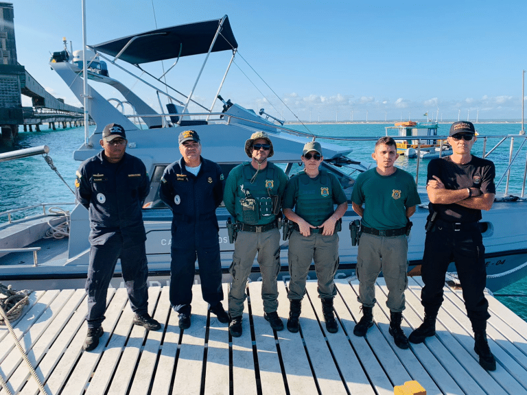 Operação Conjunta da Capitania dos Portos de Sergipe Combate Crimes Ambientais no Litoral